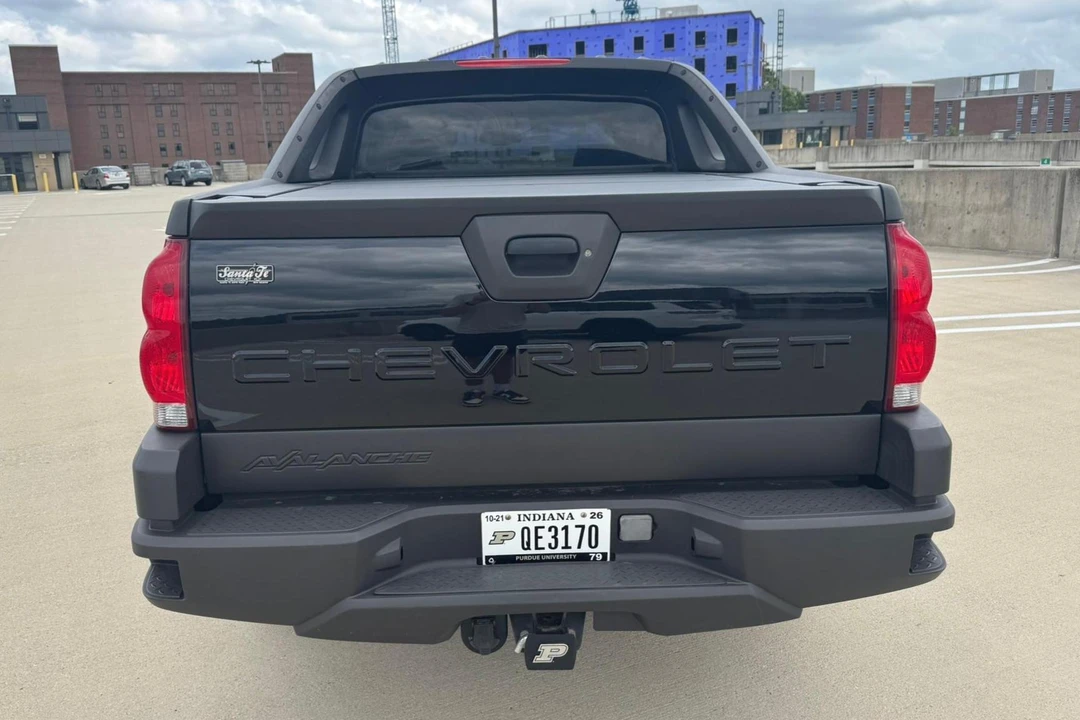 2003 Chevrolet Avalanche - Image 5 of 31