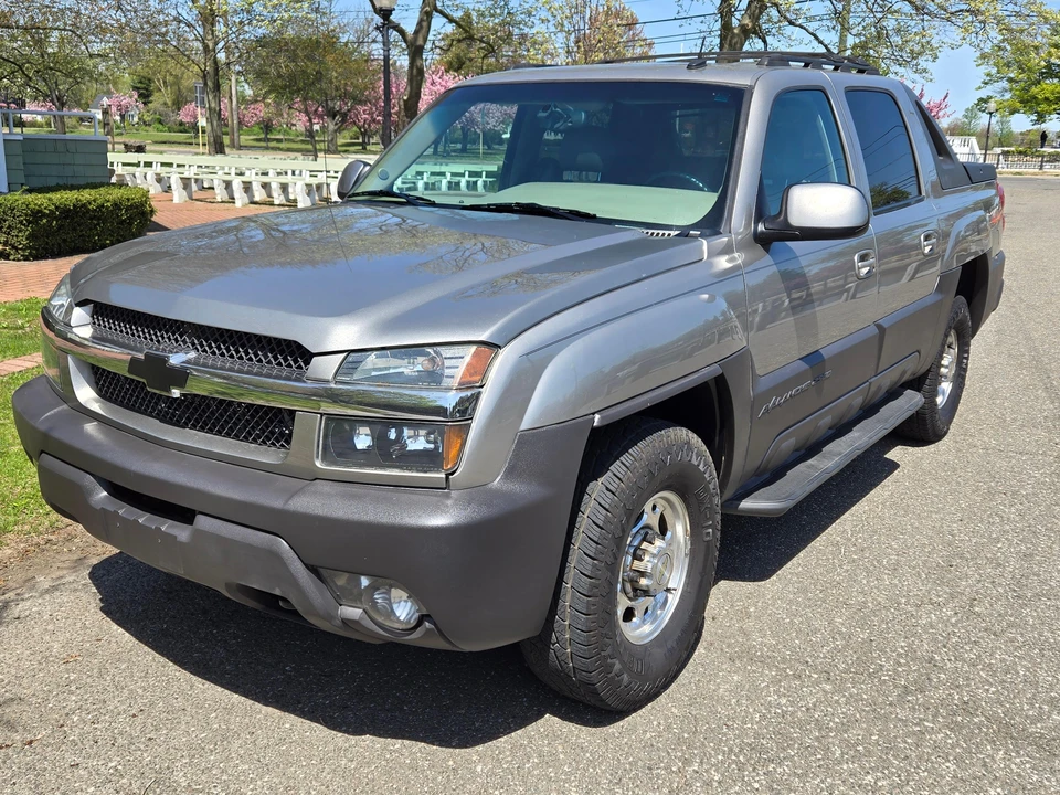 2003 Chevrolet Avalanche - Image 7 of 31