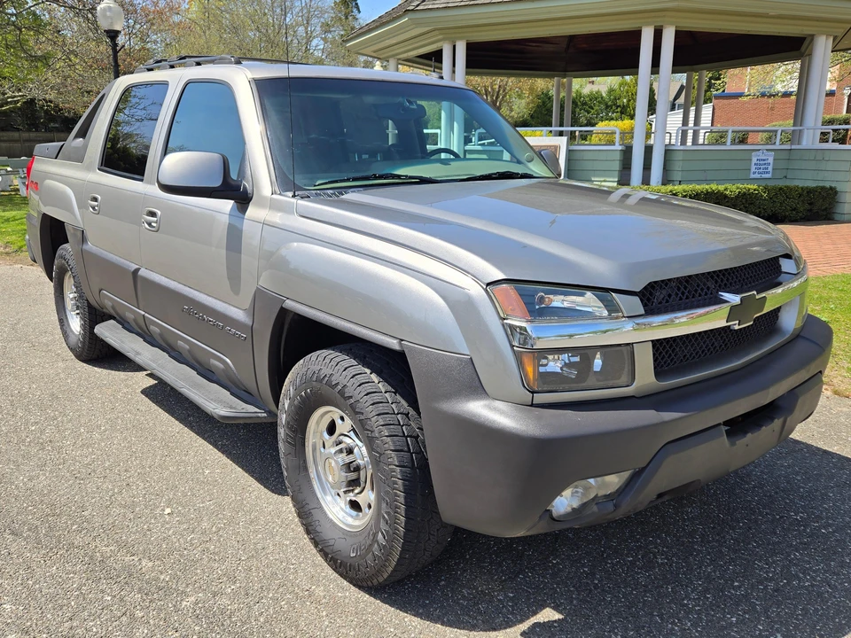 2003 Chevrolet Avalanche - Image 31 of 31