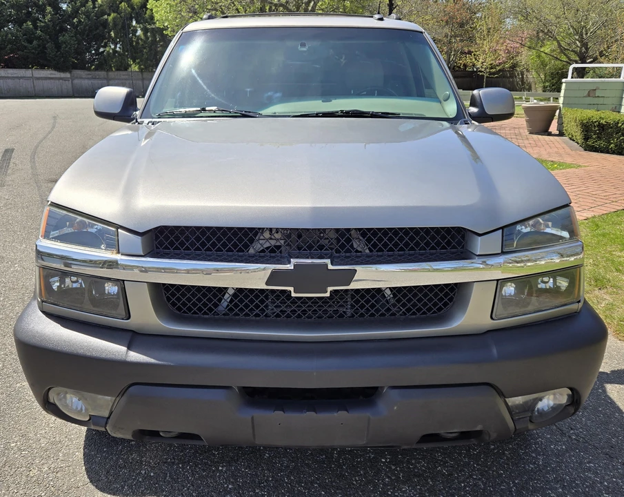 2003 Chevrolet Avalanche - Image 6 of 31