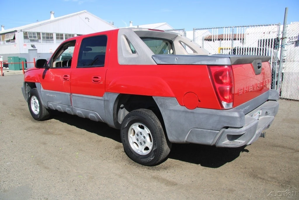 2003 Chevrolet Avalanche - Image 5 of 21