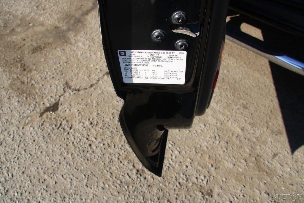 2003 Chevrolet Avalanche - Image 10 of 21