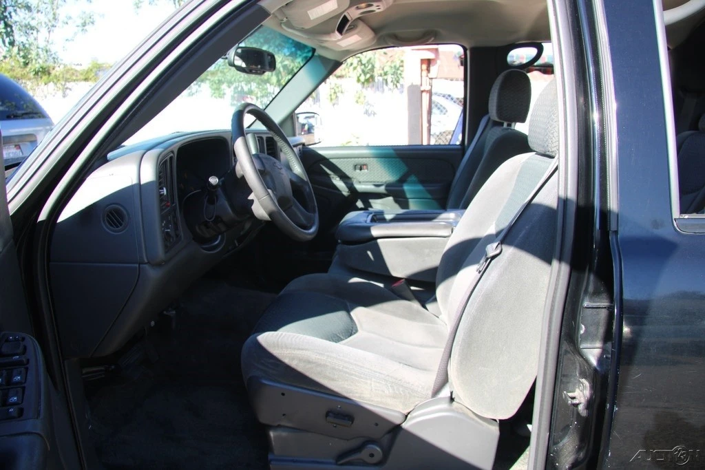 2003 Chevrolet Avalanche - Image 12 of 21