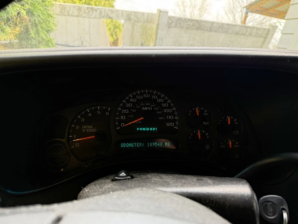2003 Chevrolet Avalanche - Image 12 of 21