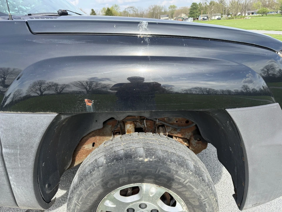 2003 Chevrolet Avalanche - Image 3 of 21