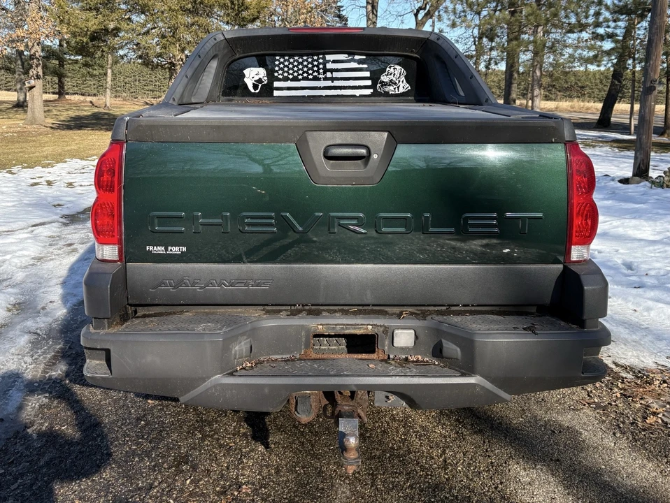 2003 Chevrolet Avalanche - Image 5 of 12