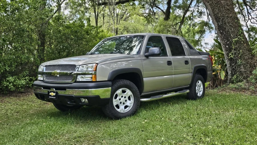 2003 Chevrolet Avalanche - Image 5 of 25