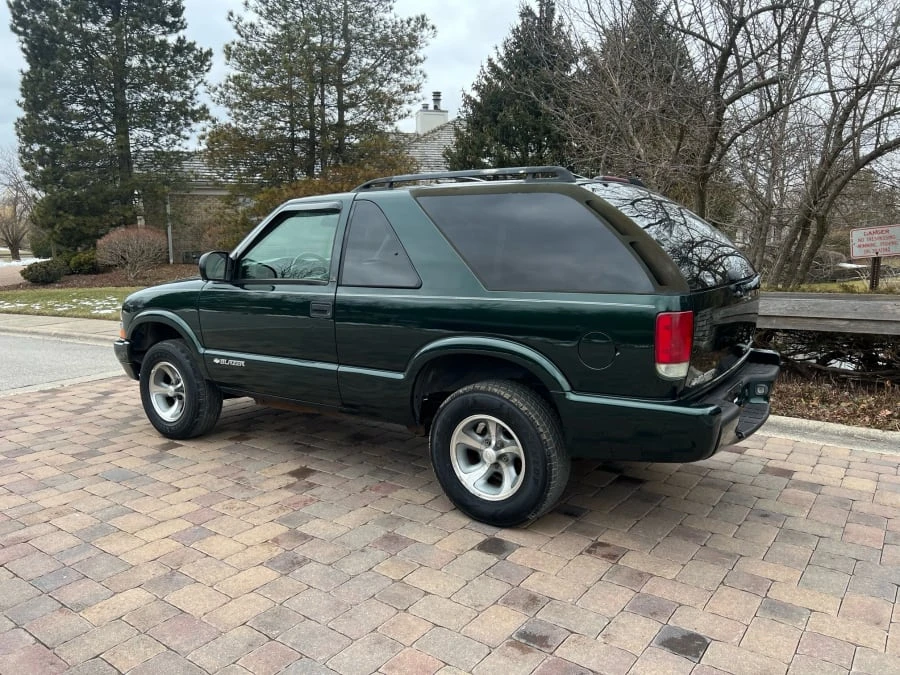 2003 Chevrolet S-10 Blazer 2nd Gen - Image 2 of 13