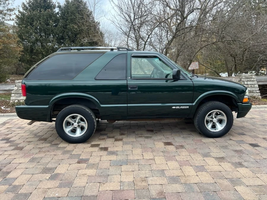 2003 Chevrolet S-10 Blazer 2nd Gen - Image 5 of 13