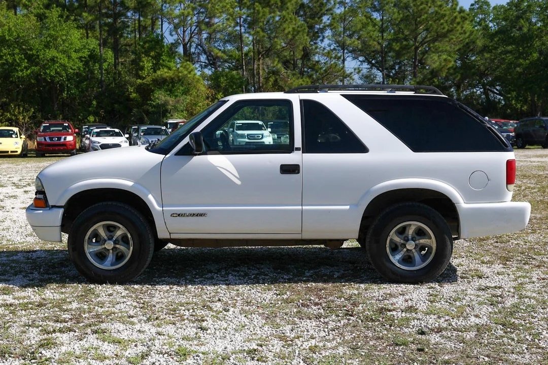 2003 Chevrolet S-10 Blazer 2nd Gen - Image 3 of 21