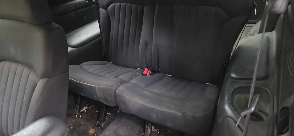 2003 Chevrolet Blazer - Image 9 of 18
