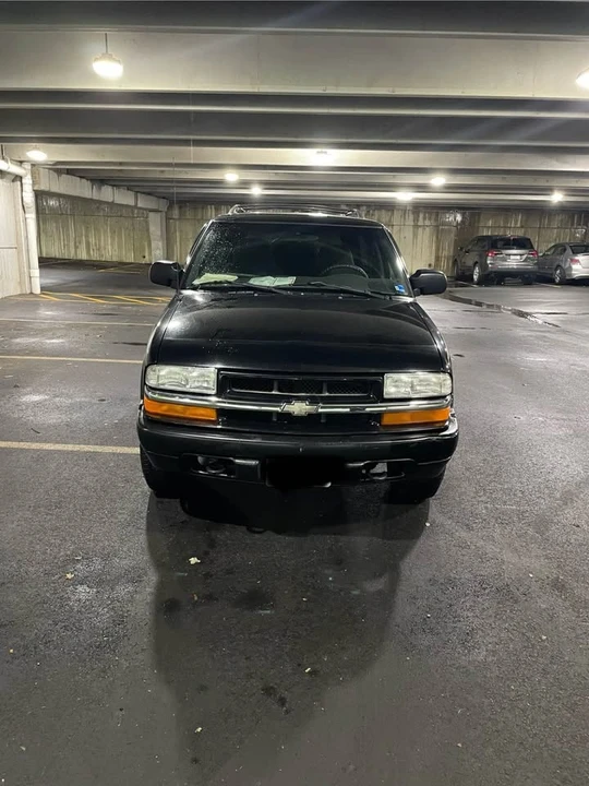 2003 Chevrolet S-10 Blazer 2nd Gen - Image 6 of 13