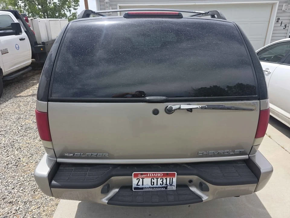 2003 Chevrolet S-10 Blazer 2nd Gen - Image 4 of 9