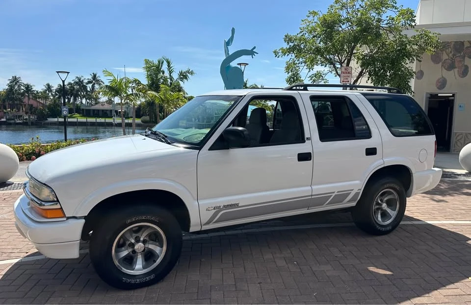 2003 Chevrolet Blazer - Image 7 of 19