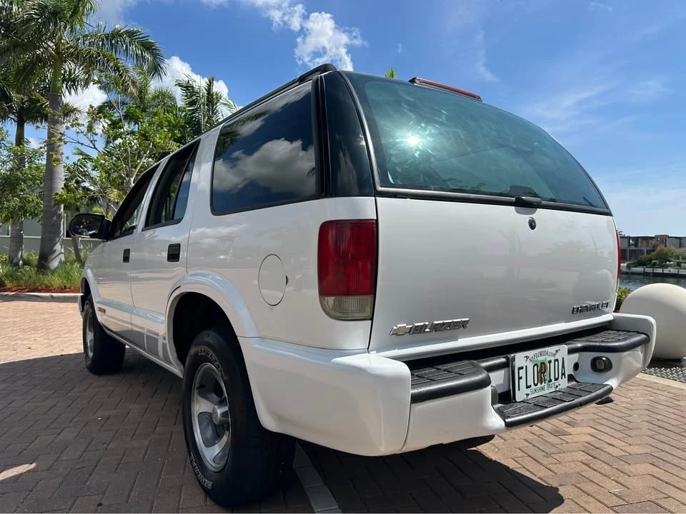2003 Chevrolet Blazer - Image 9 of 19