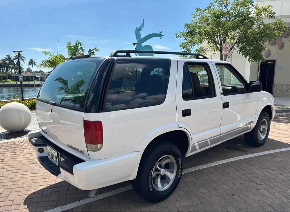 2003 Chevrolet Blazer - Image 5 of 19