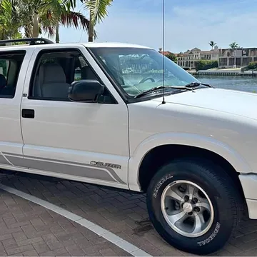 2003 Chevrolet Blazer LS Sport Utility 4D