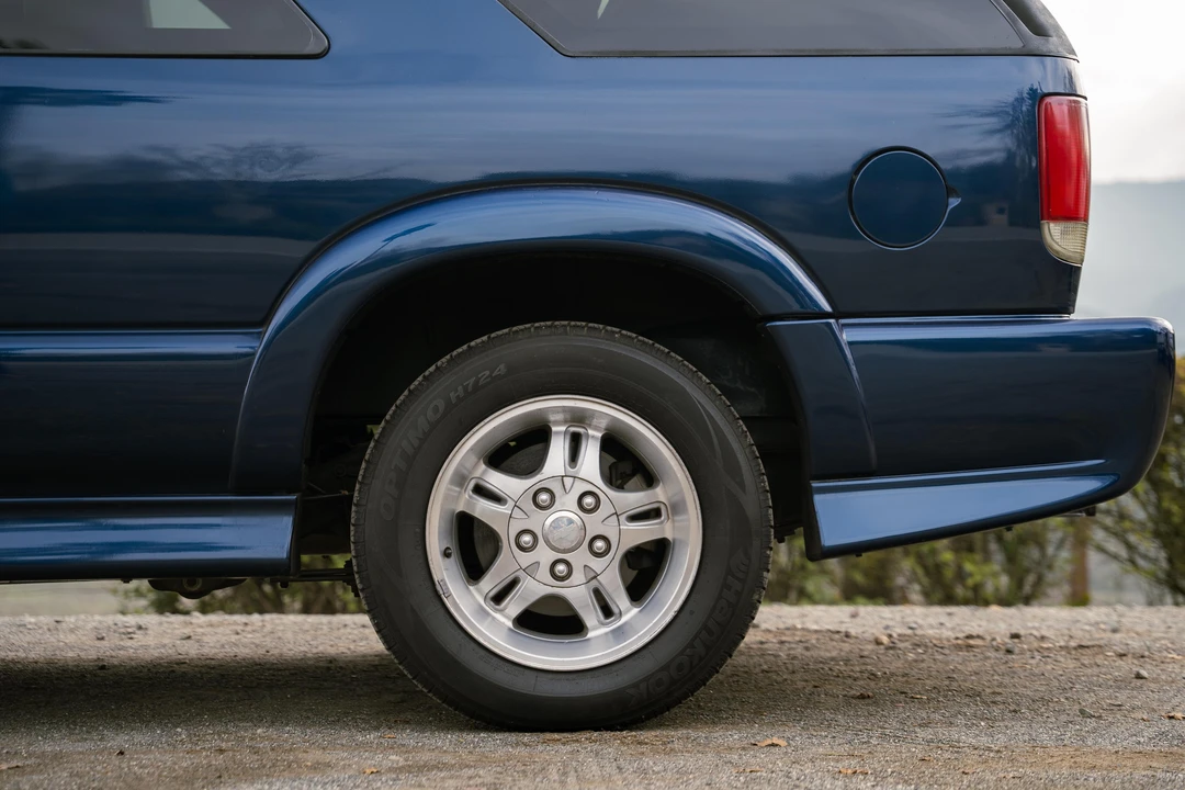 2003 Chevrolet S-10 Blazer 2nd Gen - Image 19 of 31