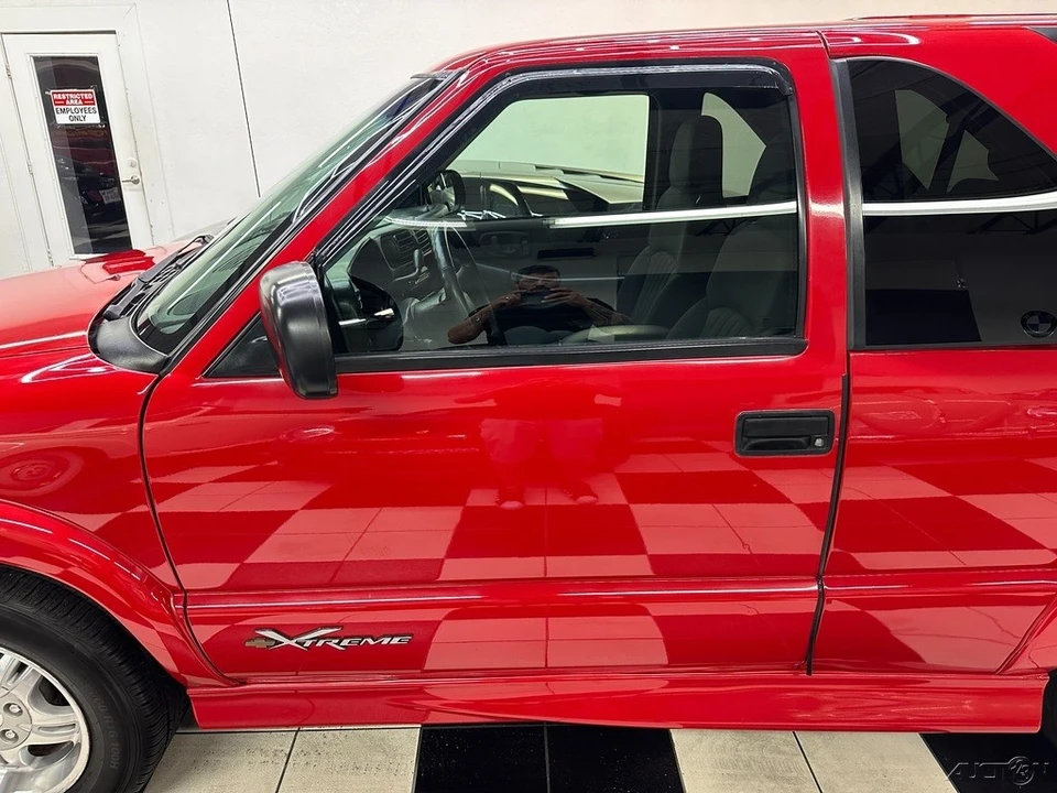 2003 Chevrolet S-10 Blazer 2nd Gen - Image 13 of 21