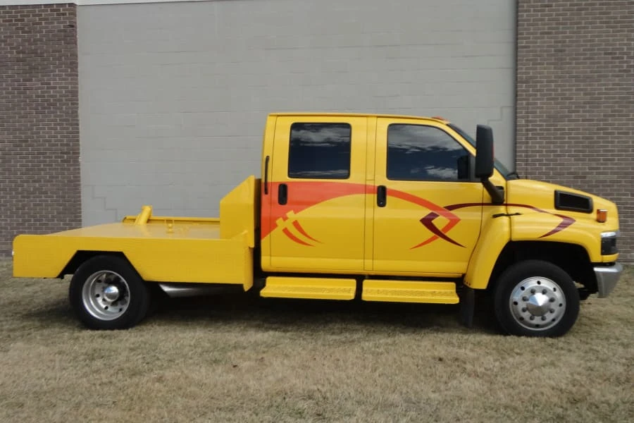 2003 Chevrolet Kodiak - Image 2 of 7