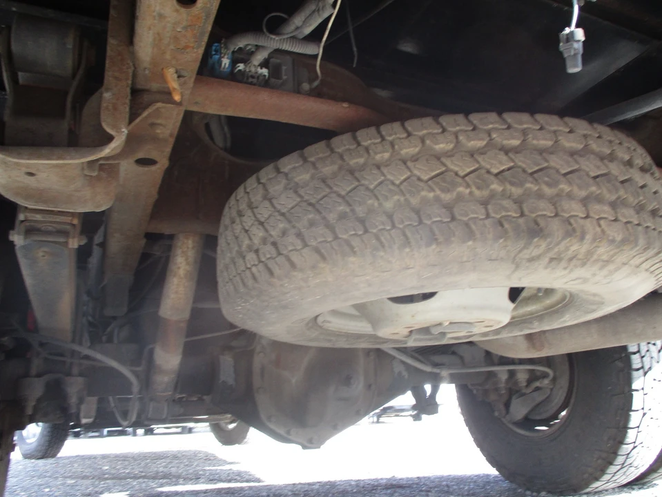 2003 Chevrolet C/K 4th Gen - Image 16 of 21