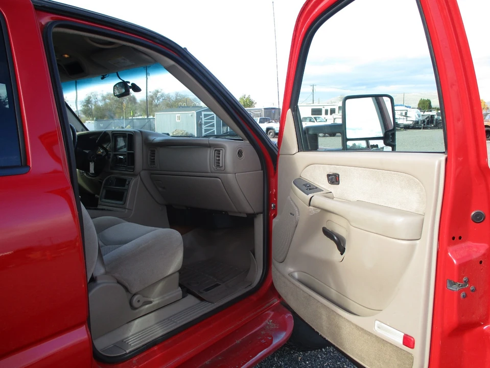 2003 Chevrolet C/K 4th Gen - Image 18 of 21