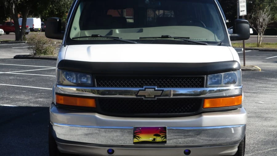2003 Chevrolet Express - Image 9 of 12