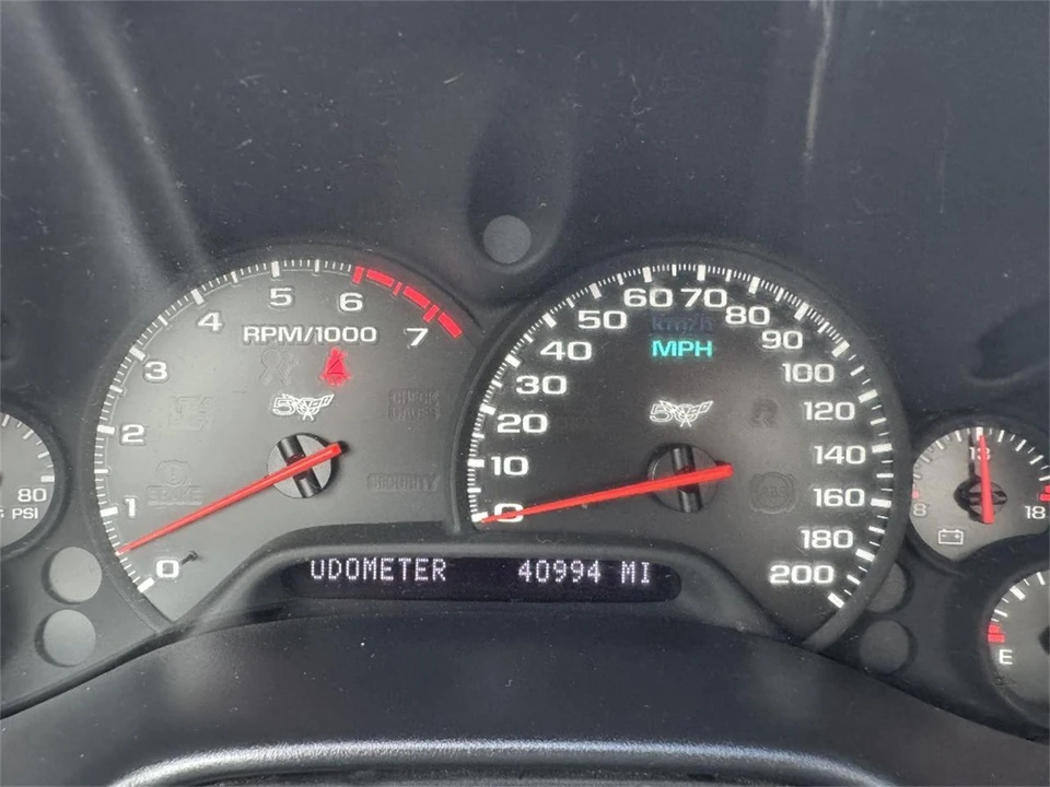 2003 Chevrolet - Image 27 of 27