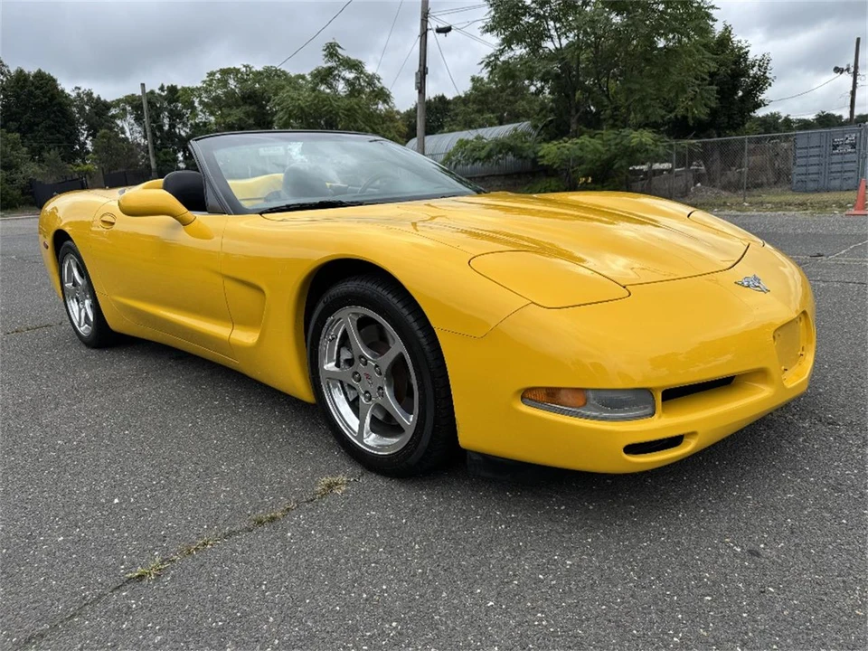 2003 Chevrolet - Image 7 of 27