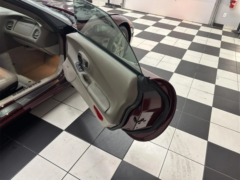 2003 Chevrolet Corvette C5 - Image 15 of 26