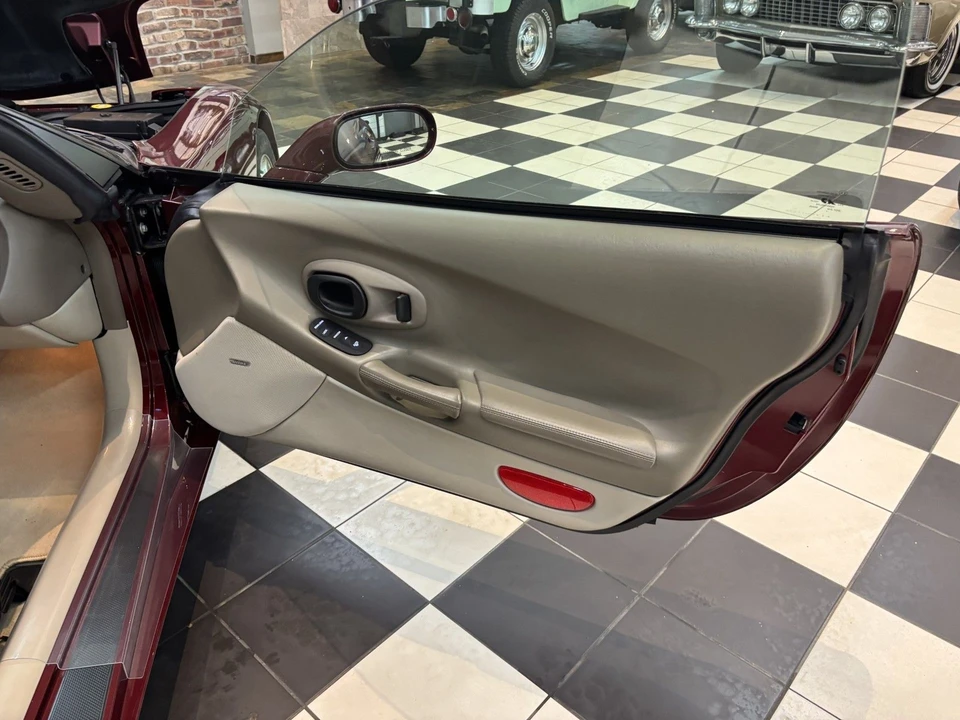 2003 Chevrolet Corvette C5 - Image 16 of 21