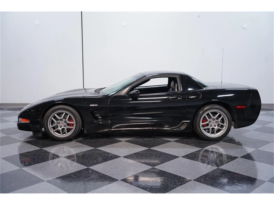 2003 Chevrolet Corvette C5 - Image 2 of 31