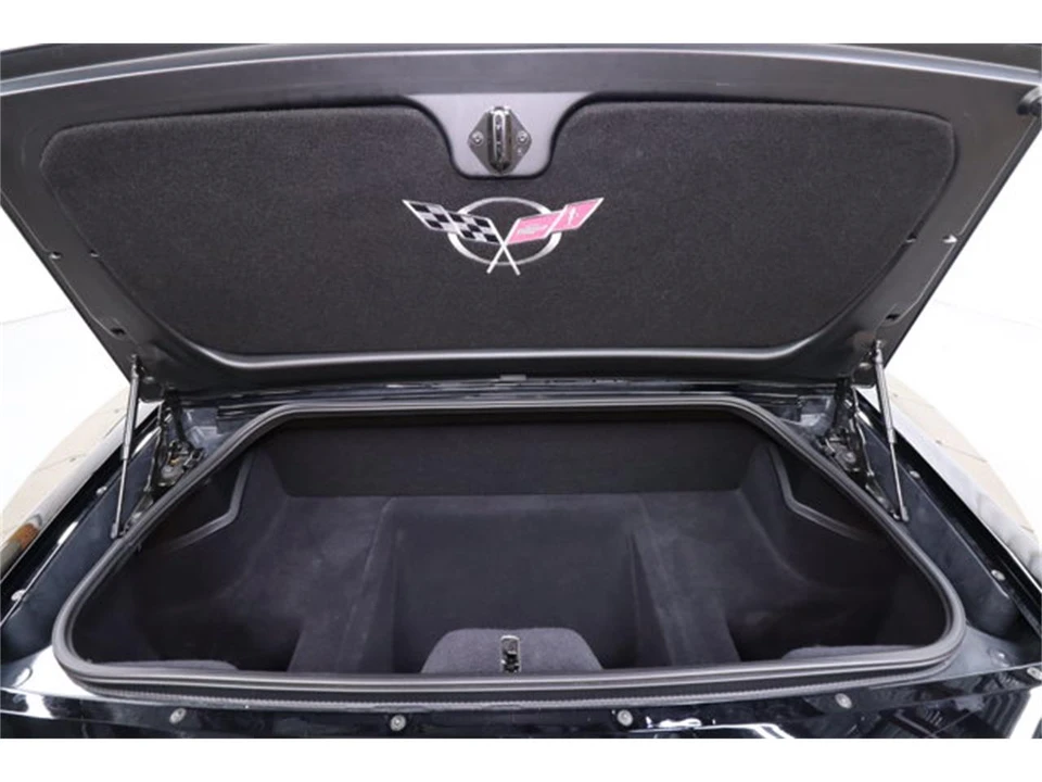 2003 Chevrolet Corvette C5 - Image 24 of 31
