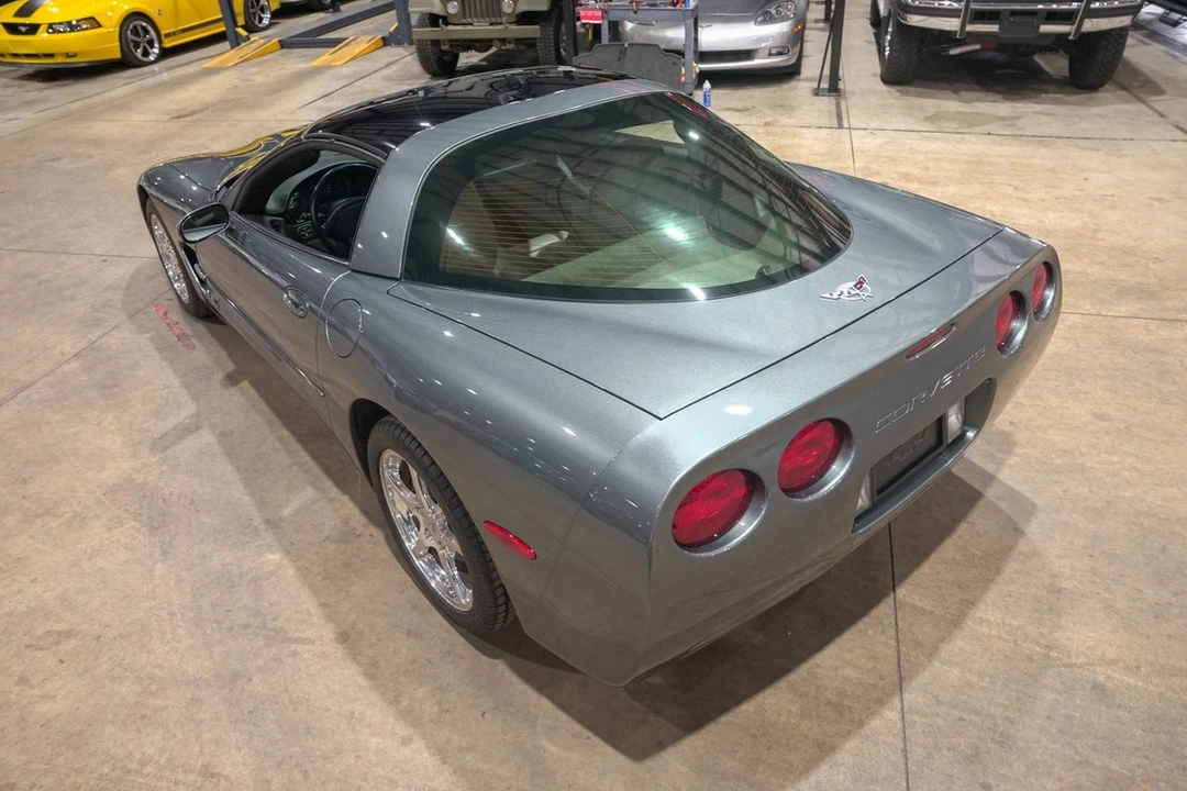 2003 Chevrolet Corvette C5 - Image 16 of 31