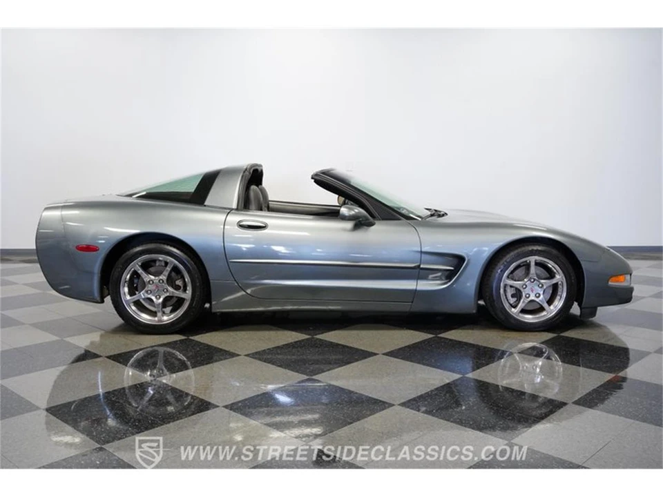 2003 Chevrolet Corvette C5 - Image 13 of 31
