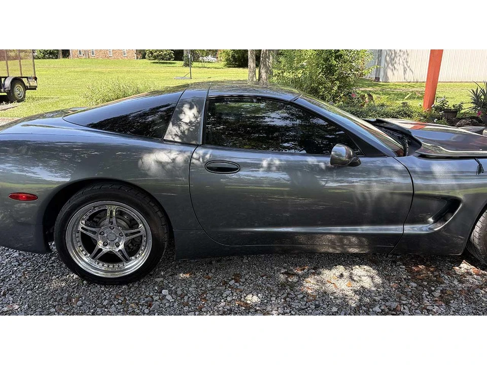 2003 Chevrolet Corvette C5 - Image 2 of 11