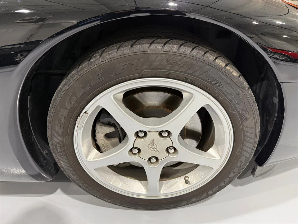 2003 Chevrolet Corvette C5 - Image 17 of 31