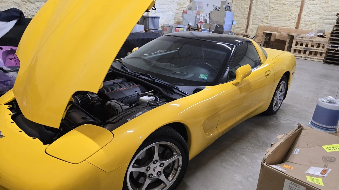 2003 Chevrolet Corvette C5 - Image 2 of 9