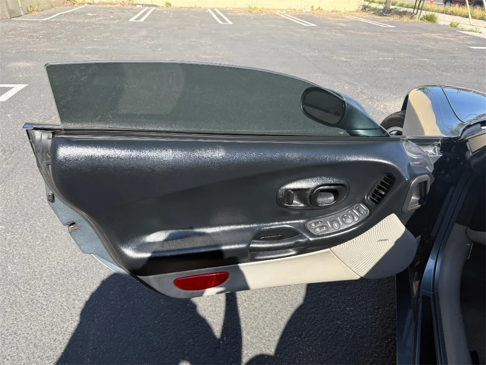 2003 Chevrolet Corvette C5 - Image 11 of 22