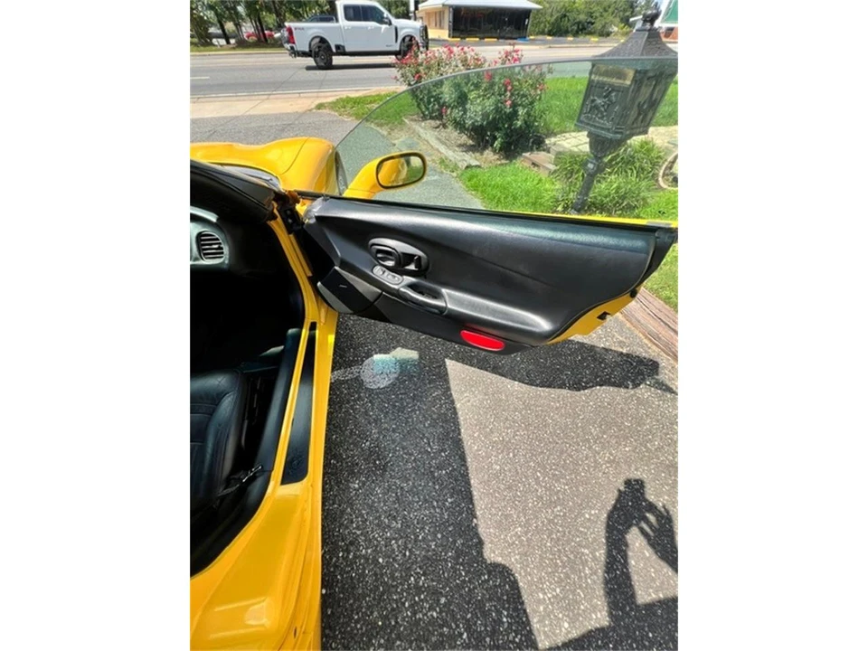 2003 Chevrolet Corvette C5 - Image 11 of 15