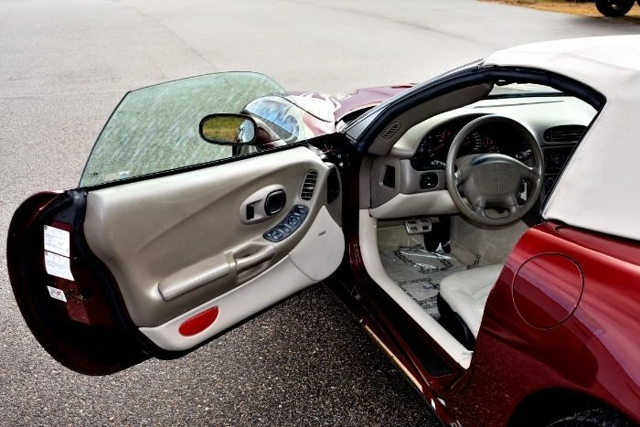 2003 Chevrolet Corvette C5 - Image 16 of 21