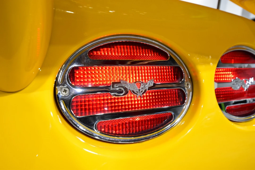 2003 Chevrolet Corvette C5 - Image 15 of 21