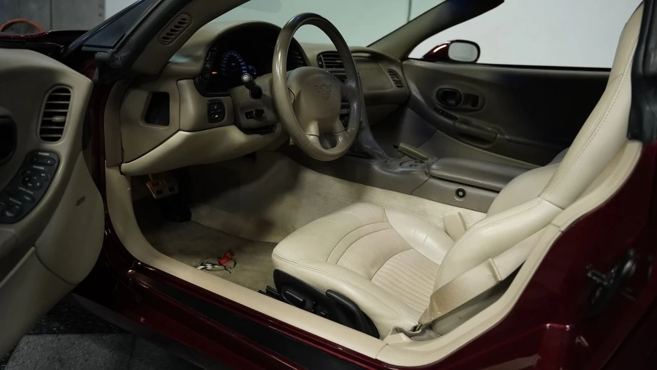 2003 Chevrolet Corvette C5 - Image 5 of 12