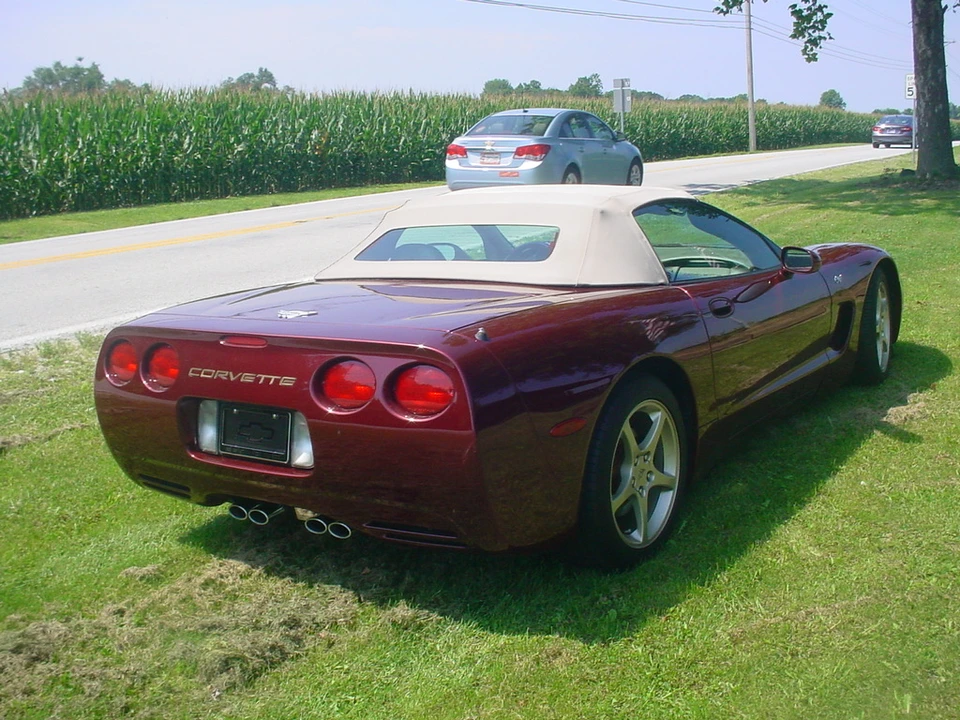 2003 Chevrolet Corvette C5 - Image 2 of 11