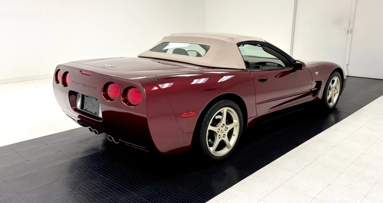 2003 Chevrolet Corvette C5 - Image 8 of 12