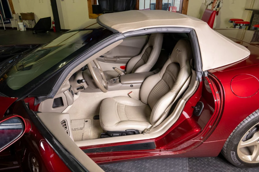 2003 Chevrolet Corvette C5 - Image 10 of 19