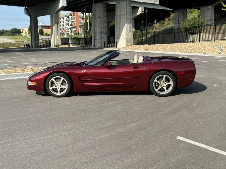 2003 Chevrolet Corvette C5 - Image 2 of 29