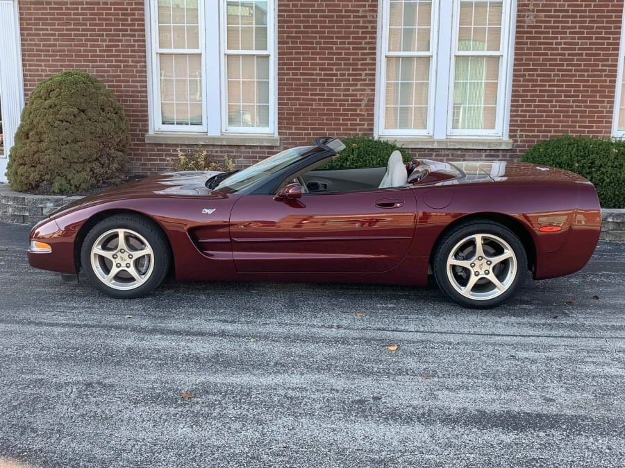 2003 Chevrolet Corvette C5 - Image 2 of 10