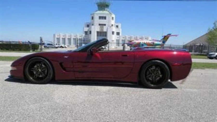 2003 Chevrolet Corvette C5 - Image 2 of 12