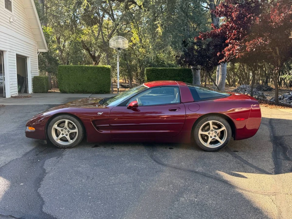 2003 Chevrolet Corvette C5 - Image 2 of 15